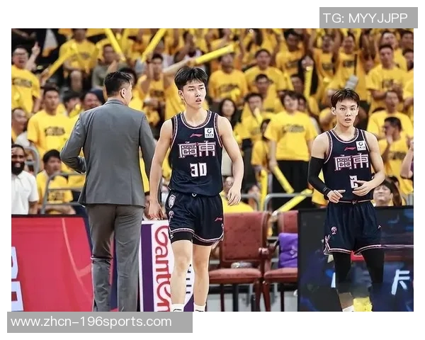 中国男篮新阵容崭露头角后卫线调整引发信任危机归化进程面临挑战